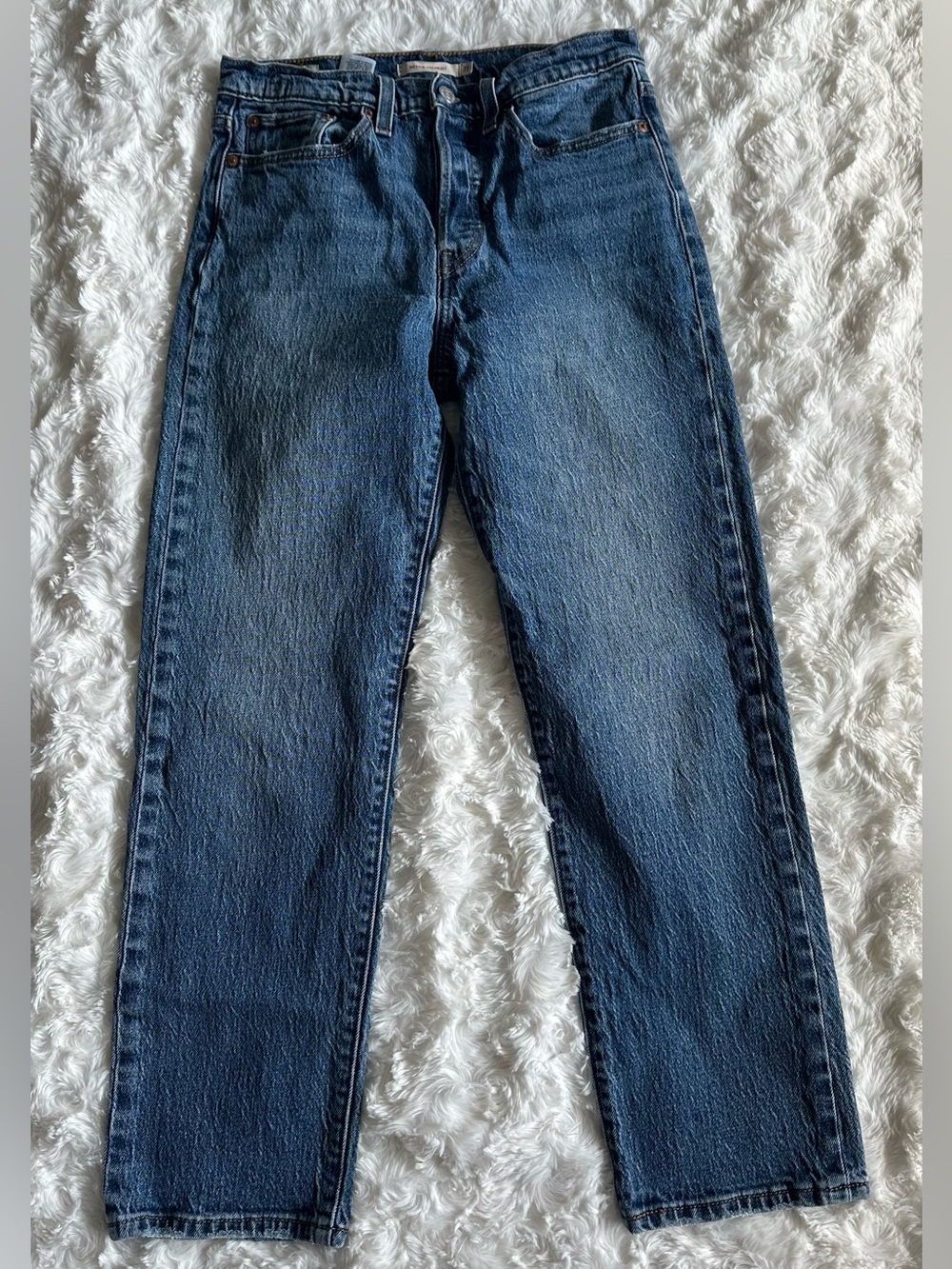 Levi's Wedgie Straight Leg Women’s Jeans in Dark Blue Wash